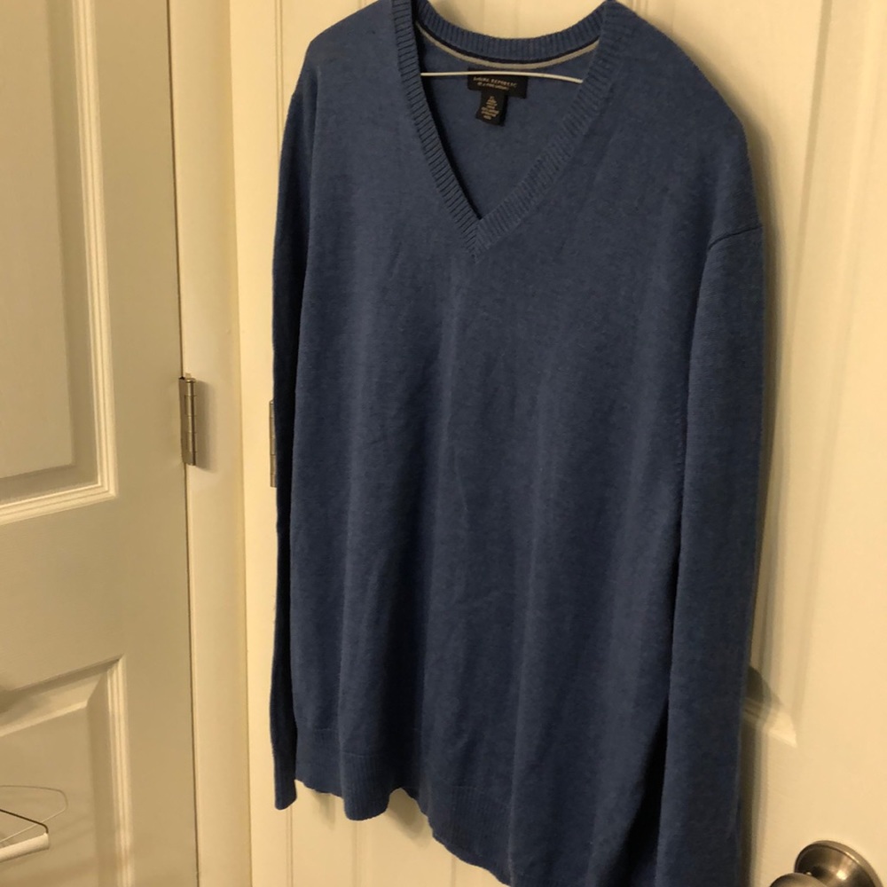 Banana Republic Vneck Sweater XL